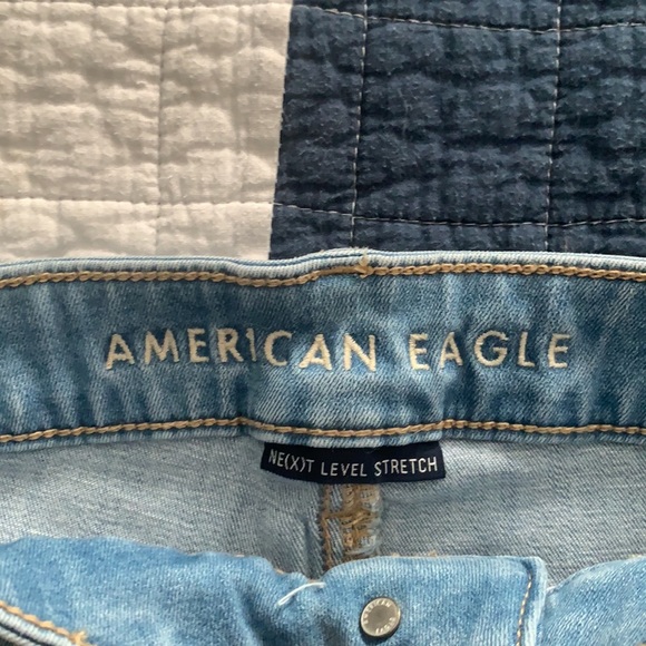 AEO Next Level Stretch Denim Shorts - Picture 2 of 3